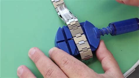 breitling horlogeband inkorten|How to Resize a Breitling Watch Bracelet .